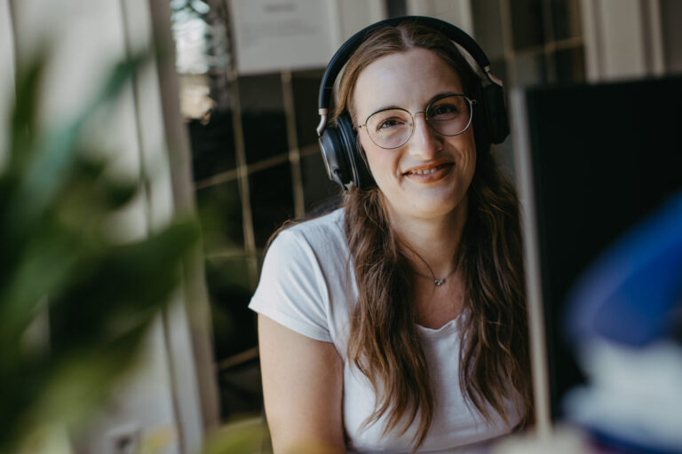 Der Support der A. Icking GmbH hilft bei Fragen zur Handwerkersoftware smartDach weiter